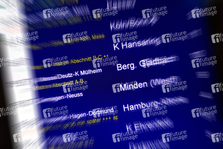 Symbolbild Fahrplan