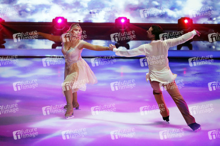 2. Live-Sendung der TV Show 'Dancing on Ice' in Köln