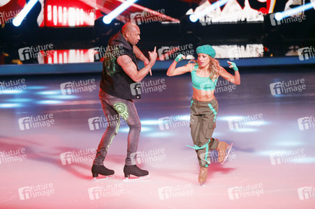 2. Live-Sendung der TV Show 'Dancing on Ice' in Köln