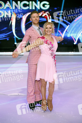 2. Live-Sendung der TV Show 'Dancing on Ice' in Köln