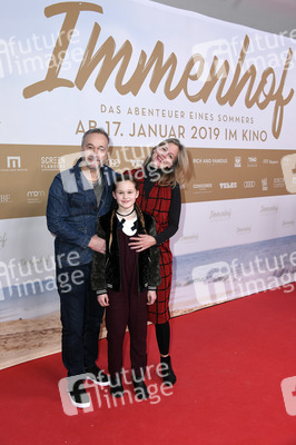 Filmpremiere 'Immenhof - Das Abenteuer eines Sommers' in München