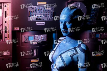 GEEK ART: 'Mass Effect' Bodypainting
