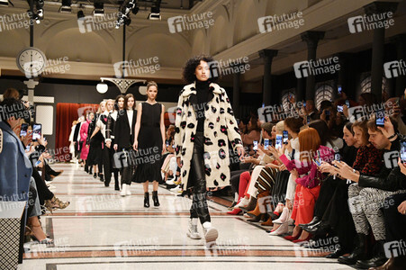 Marc Cain Fashion Show auf der Berlin Fashion Week Autumn/Winter 2019