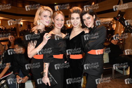 Marcel Ostertag Fashion Show auf der Berlin Fashion Week Autumn/Winter 2019