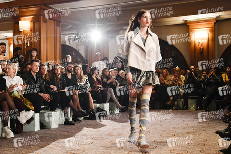 Marcel Ostertag Fashion Show auf der Berlin Fashion Week Autumn/Winter 2019