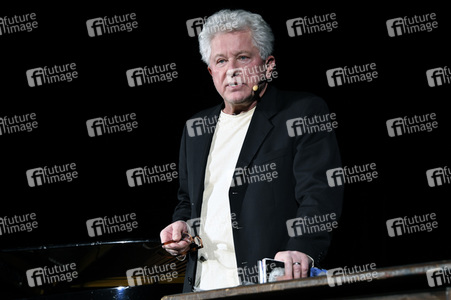 Auftritt von Miroslav Nemec in Haar