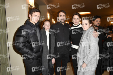 Theaterpremiere 'Hase Hase' in Berlin