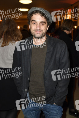 Theaterpremiere 'Hase Hase' in Berlin