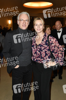 Theaterpremiere 'Hase Hase' in Berlin