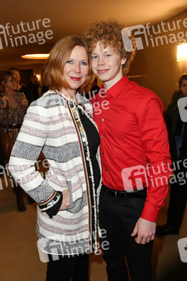 Theaterpremiere 'Hase Hase' in Berlin