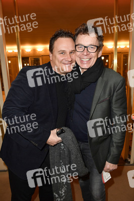 Theaterpremiere 'Hase Hase' in Berlin