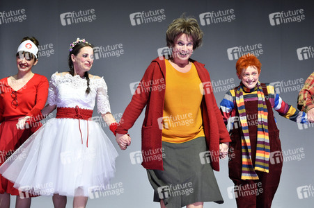 Theaterpremiere 'Hase Hase' in Berlin