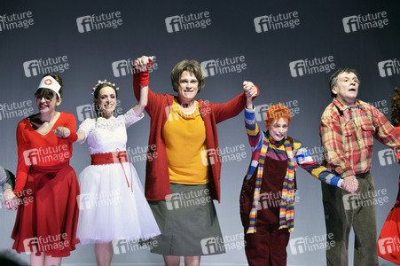 Theaterpremiere 'Hase Hase' in Berlin