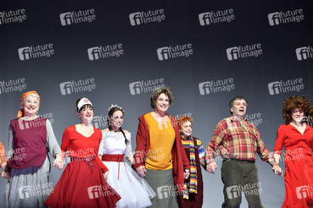 Theaterpremiere 'Hase Hase' in Berlin
