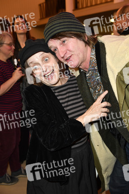 Theaterpremiere 'Hase Hase' in Berlin