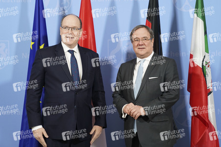 Fürst Albert II. von Monaco in der Staatskanzlei NRW in Düsseldorf