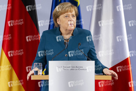 Erneuerung des deutsch-französischen Freundschaftsvertrages in Aachen
