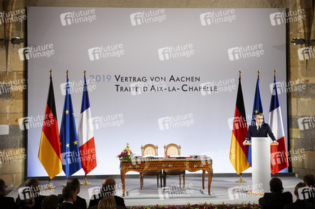 Erneuerung des deutsch-französischen Freundschaftsvertrages in Aachen