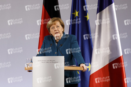 Erneuerung des deutsch-französischen Freundschaftsvertrages in Aachen