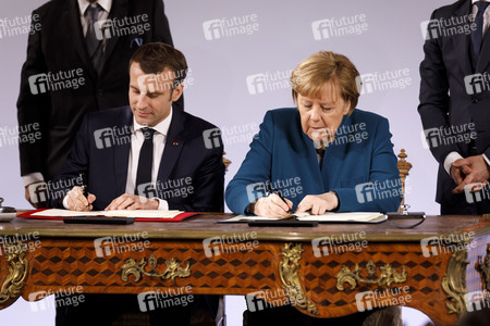 Erneuerung des deutsch-französischen Freundschaftsvertrages in Aachen