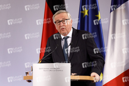 Erneuerung des deutsch-französischen Freundschaftsvertrages in Aachen