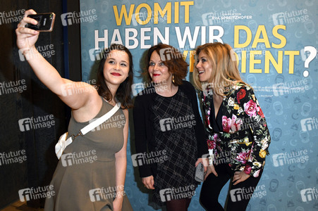 Filmpremiere 'Womit haben wir das verdient?' in München