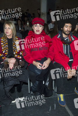 Eduardo Navarrete Fashion Show auf der Mercedes-Benz Fashion Week Madrid Herbst/Winter 2019