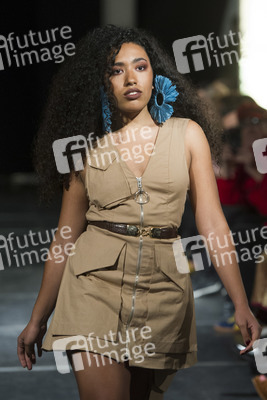 Eduardo Navarrete Fashion Show auf der Mercedes-Benz Fashion Week Madrid Herbst/Winter 2019