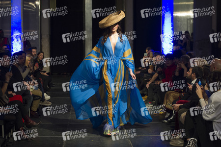 Eduardo Navarrete Fashion Show auf der Mercedes-Benz Fashion Week Madrid Herbst/Winter 2019