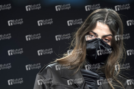 Cherry Massia Fashion Show auf der Mercedes-Benz Fashion Week Madrid Herbst/Winter 2019