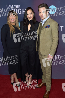 Serienpremiere 'I Am the Night' in Los Angeles