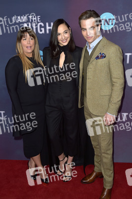 Serienpremiere 'I Am the Night' in Los Angeles