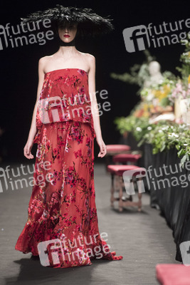 Duyos Fashion Show auf der Mercedes-Benz Fashion Week Madrid Herbst/Winter 2019