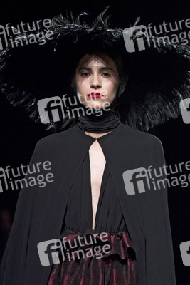 Duyos Fashion Show auf der Mercedes-Benz Fashion Week Madrid Herbst/Winter 2019