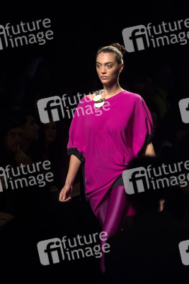 Ulises Mérida Fashion Show auf der Mercedes-Benz Fashion Week Madrid Herbst/Winter 2019