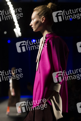 Ulises Mérida Fashion Show auf der Mercedes-Benz Fashion Week Madrid Herbst/Winter 2019
