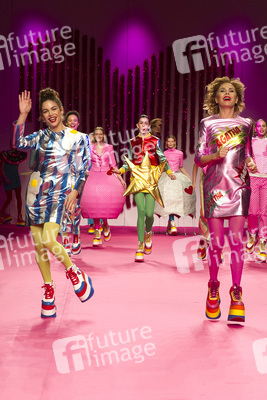 Agatha Ruiz de la Prada Fashion Show auf der Mercedes-Benz Fashion Week Madrid Herbst/Winter 2019