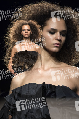 The 2nd Skin Fashion Show auf der Mercedes-Benz Fashion Week Madrid Herbst/Winter 2019