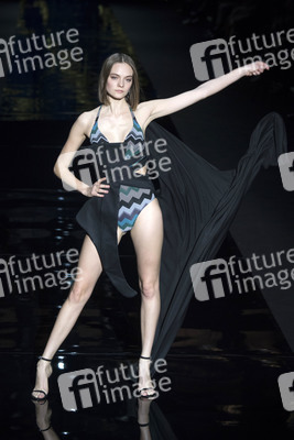 Andrés Sardá Fashion Show auf der Mercedes-Benz Fashion Week Madrid Herbst/Winter 2019