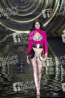 Andrés Sardá Fashion Show auf der Mercedes-Benz Fashion Week Madrid Herbst/Winter 2019