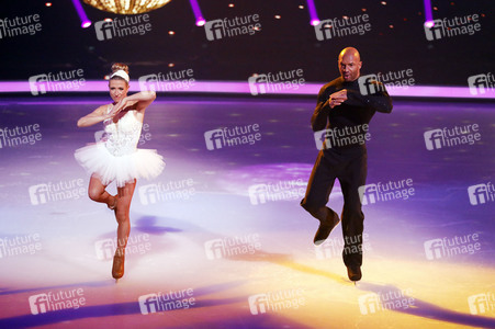 4. Live-Sendung der TV Show 'Dancing on Ice' in Köln