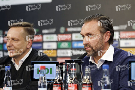 Pressekonferenz des neuen Cheftrainers von Hannover 96 in Hannover