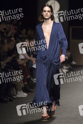 Beatriz Penalver Fashion Show auf der Mercedes-Benz Fashion Week Madrid Herbst/Winter 2019
