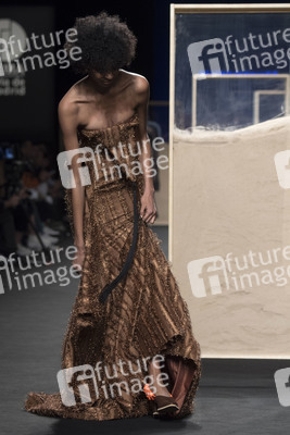 Beatriz Penalver Fashion Show auf der Mercedes-Benz Fashion Week Madrid Herbst/Winter 2019