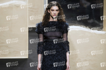 Beatriz Penalver Fashion Show auf der Mercedes-Benz Fashion Week Madrid Herbst/Winter 2019