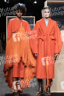 Beatriz Penalver Fashion Show auf der Mercedes-Benz Fashion Week Madrid Herbst/Winter 2019