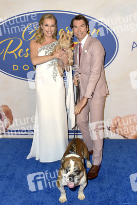 TV-Show 'American Rescue Dog Show 2019' in Pomona