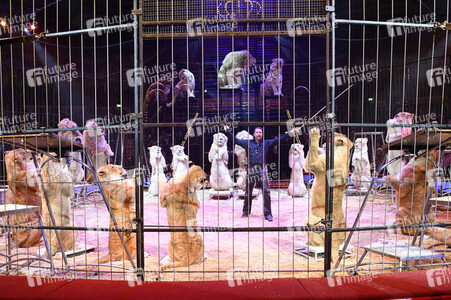 Premiere 2. Winterprogramm 2019 Circus Krone in München