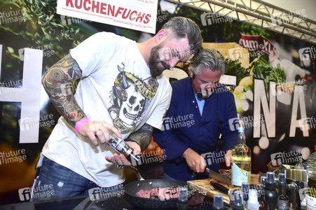 Show-Kochen auf der Tattoo Convention in Dresden