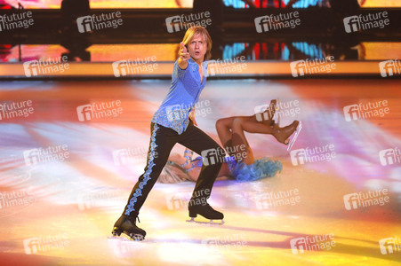 Halbfinale der TV Show 'Dancing on Ice' in Köln